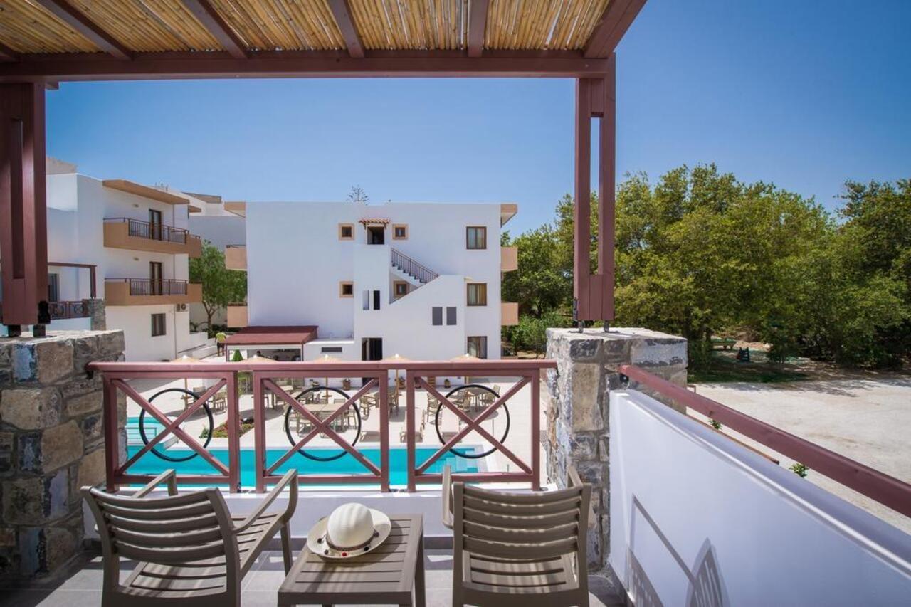 South Coast Hotel Makrýgialos Exteriör bild