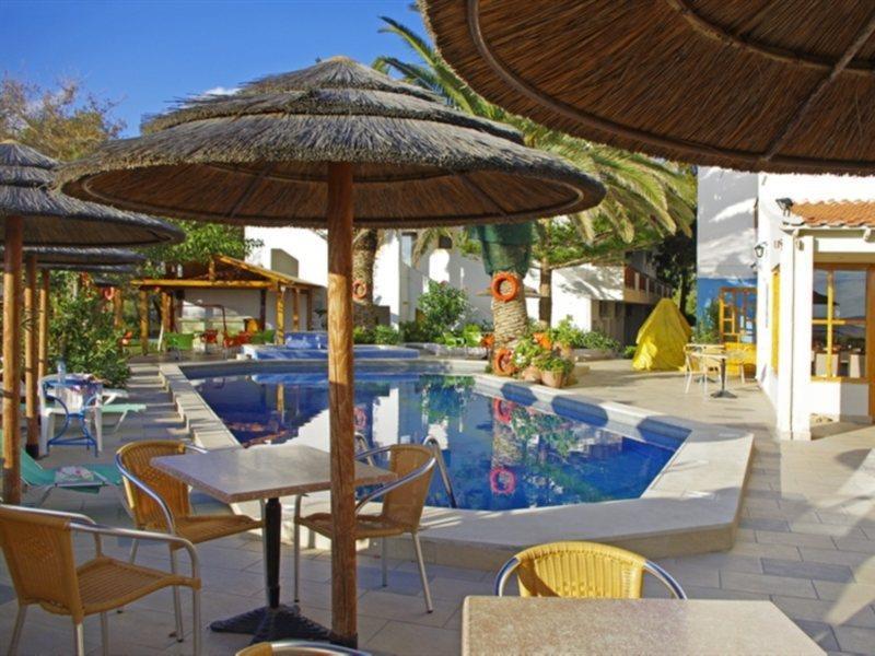 South Coast Hotel Makrýgialos Exteriör bild